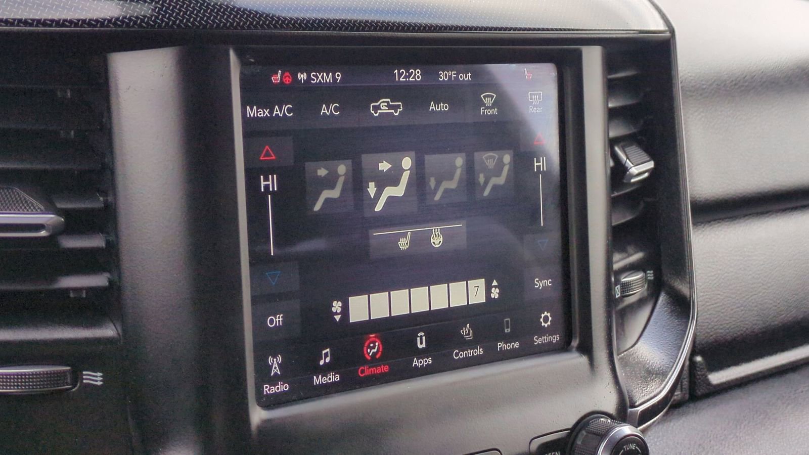 Used 2021 RAM 1500 Big Horn w/ Built-to-serve Edition image 35