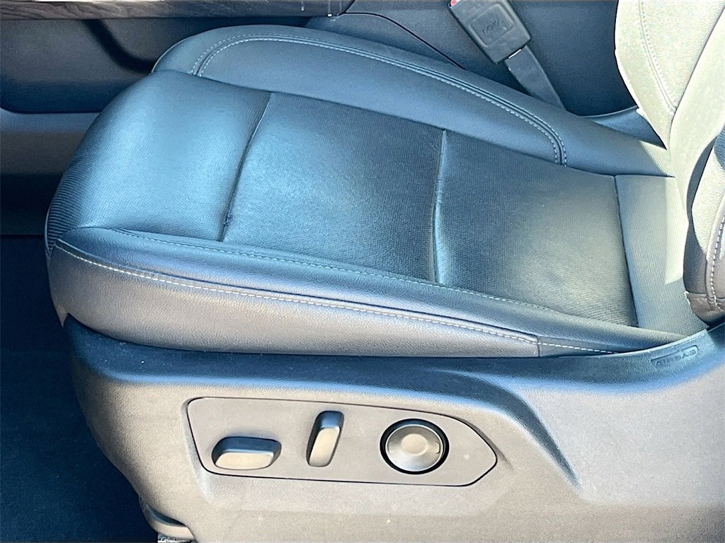 Used 2024 Chevrolet Silverado 1500 LTZ w/ LTZ Premium Package image 20