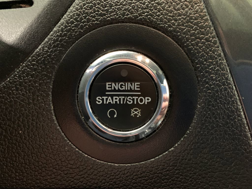Used 2018 Ford Explorer Limited w/ Equipment Group 301A AWD/4WD image 26