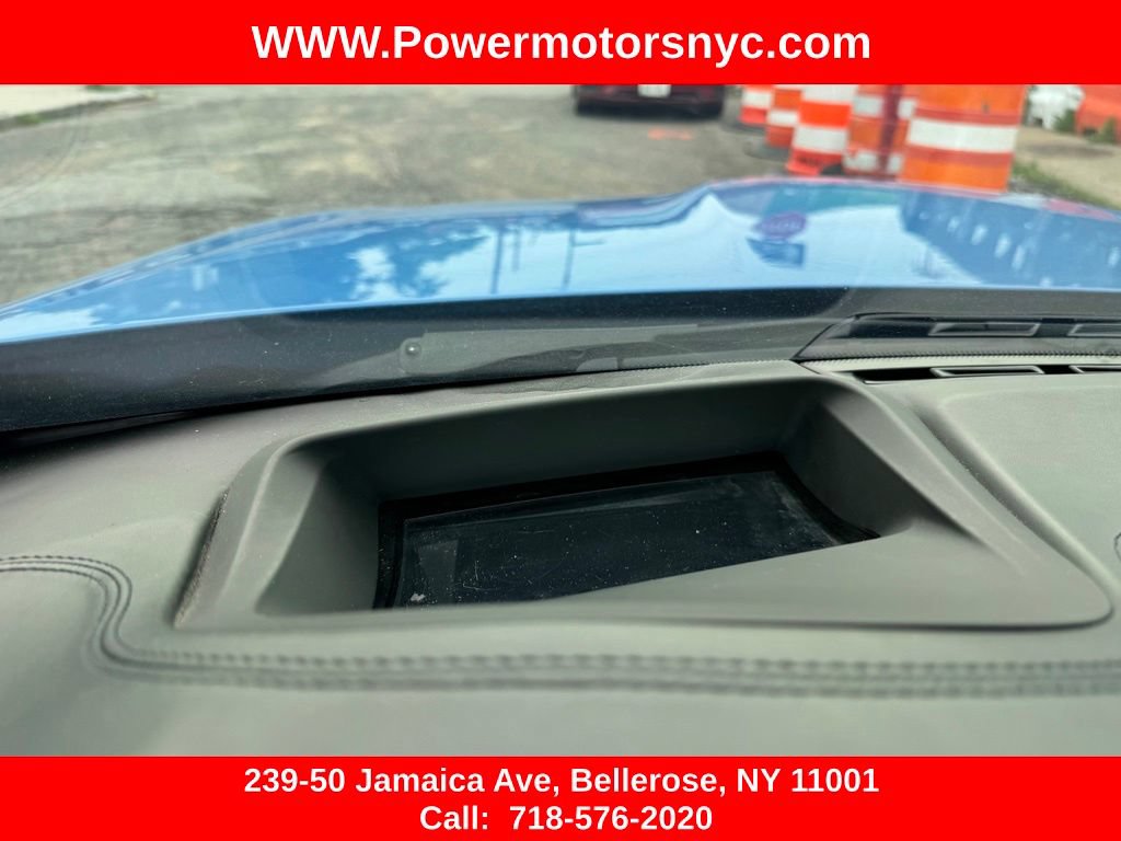 Used 2017 BMW M3 RWD image 32