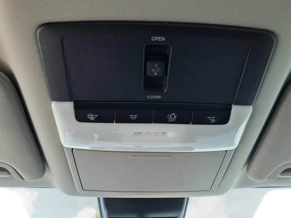 New 2026 Nissan Altima 2.5 SR w/ SR Premium Package FWD image 29