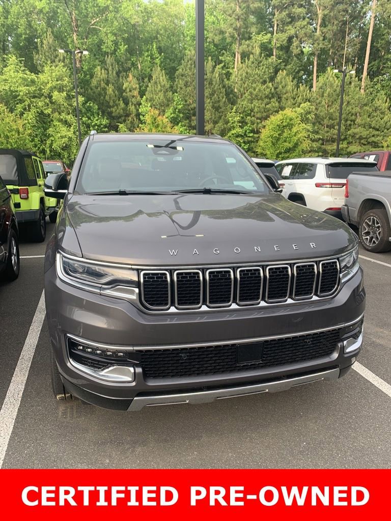 Used 2023 Jeep Wagoneer Series III w/ Preferred Equipment Group image 6