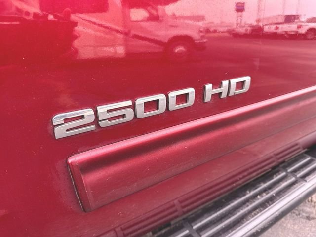 Used 2013 GMC Sierra 2500 SLT w/ Suspension Package, Off-Road AWD/4WD image 28