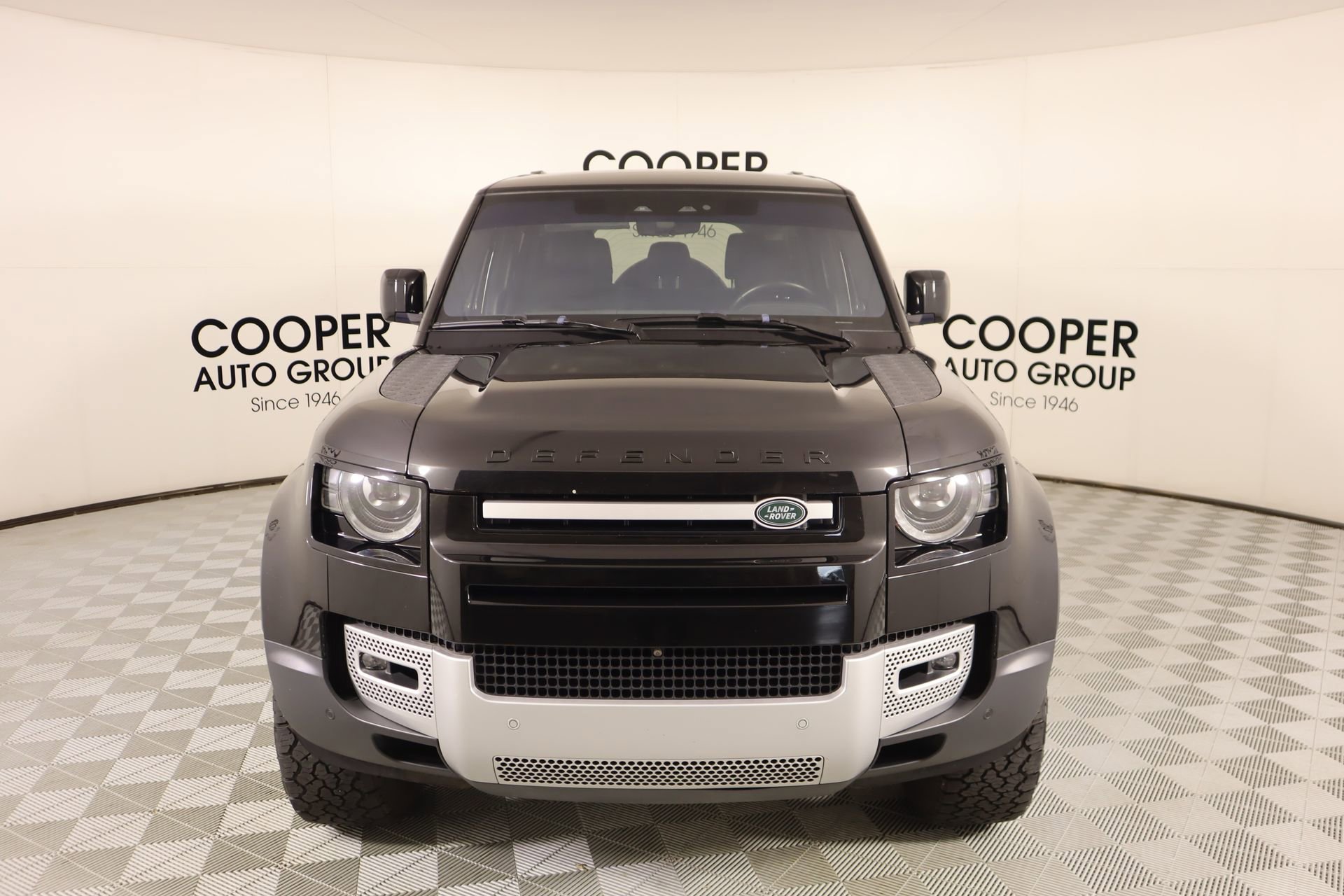 Used 2020 Land Rover Defender 110 SE AWD/4WD image 9