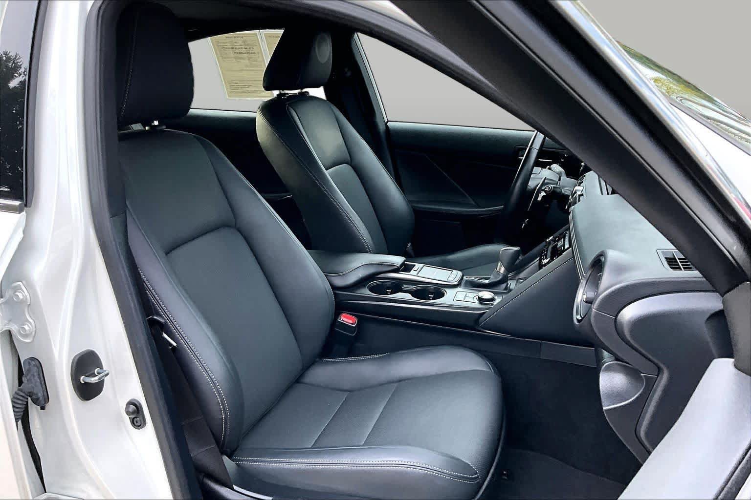 Used 2023 Lexus IS 300 w/ Premium Package RWD image 9