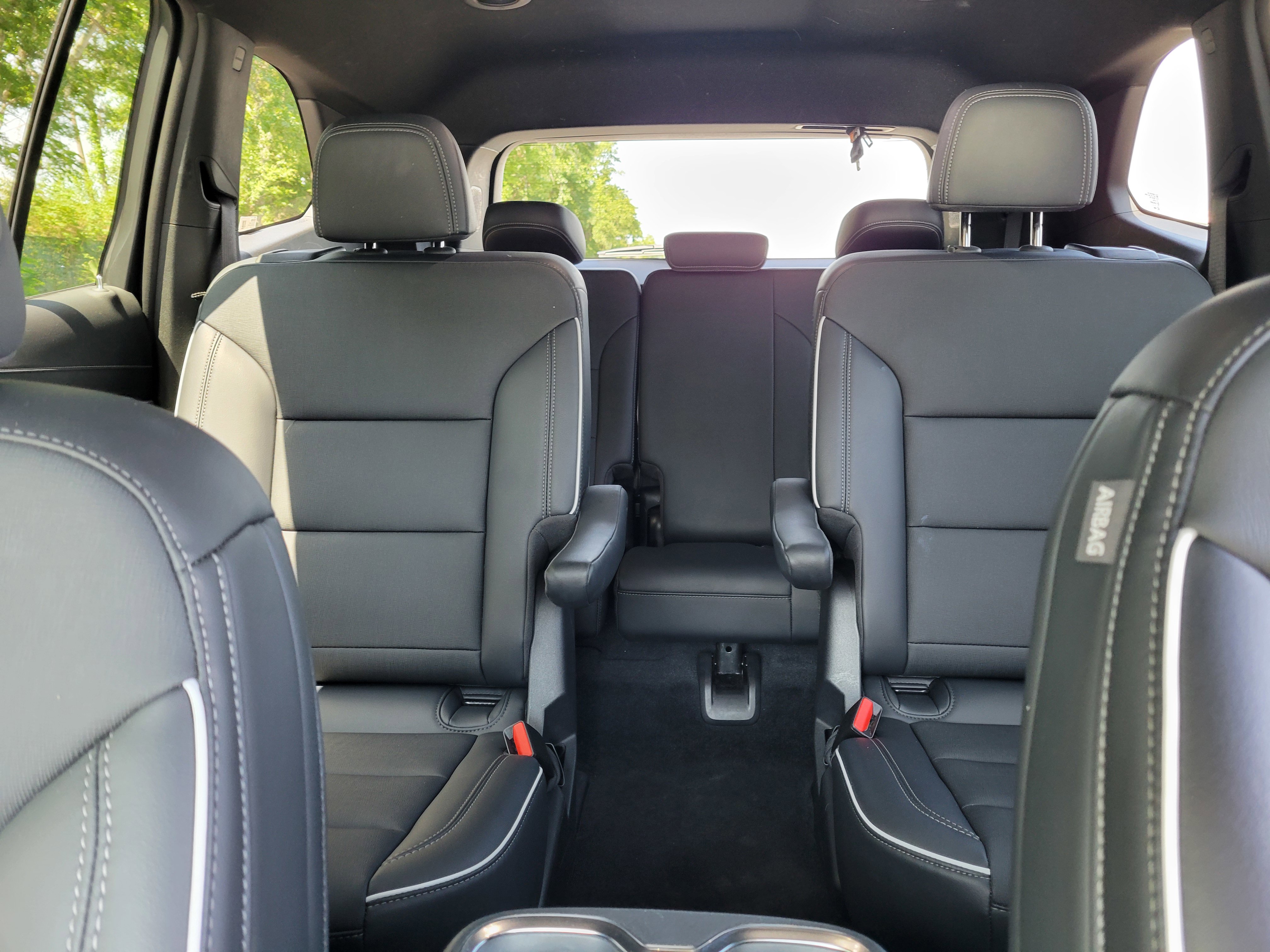 Certified 2025 Buick Enclave Preferred FWD image 13