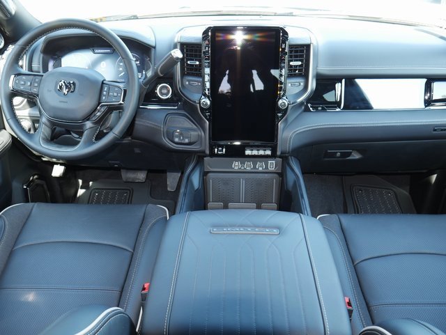 Used 2025 RAM 3500 Limited image 4