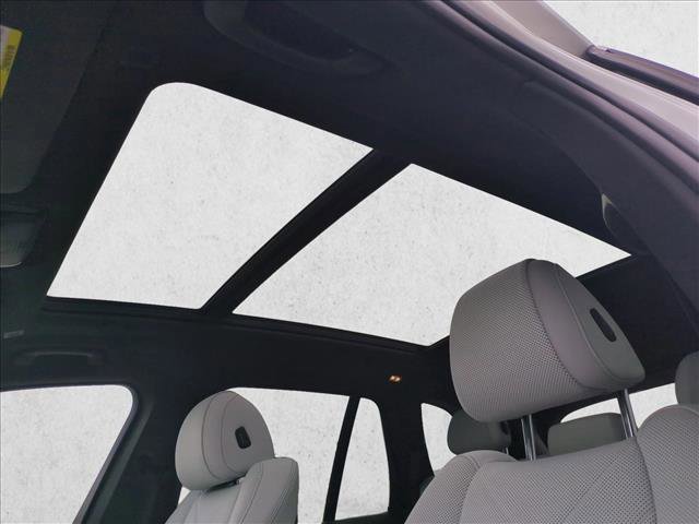 Used 2024 BMW X5 xDrive40i w/ Premium Package image 16