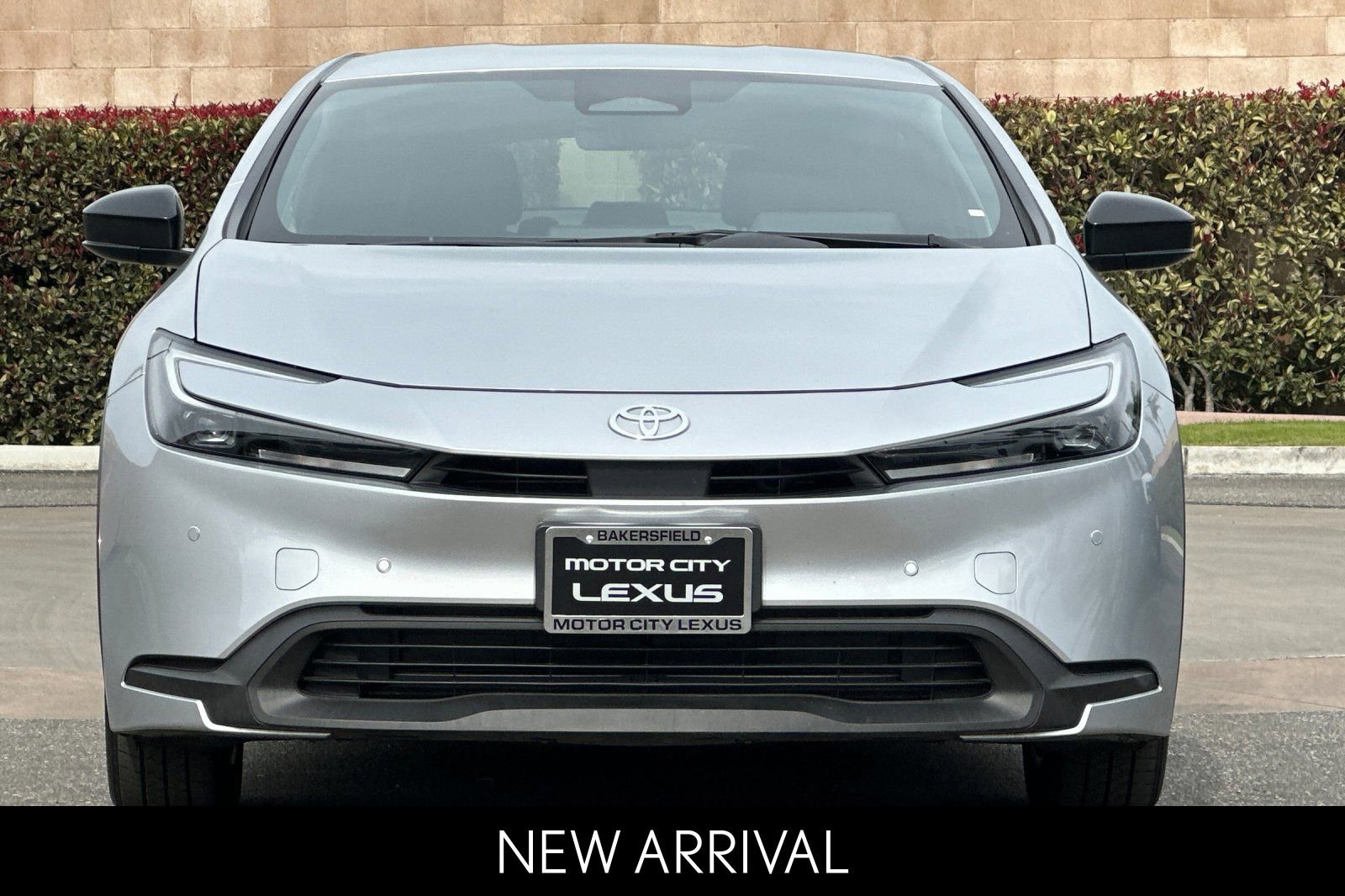 Used 2025 Toyota Prius LE image 10