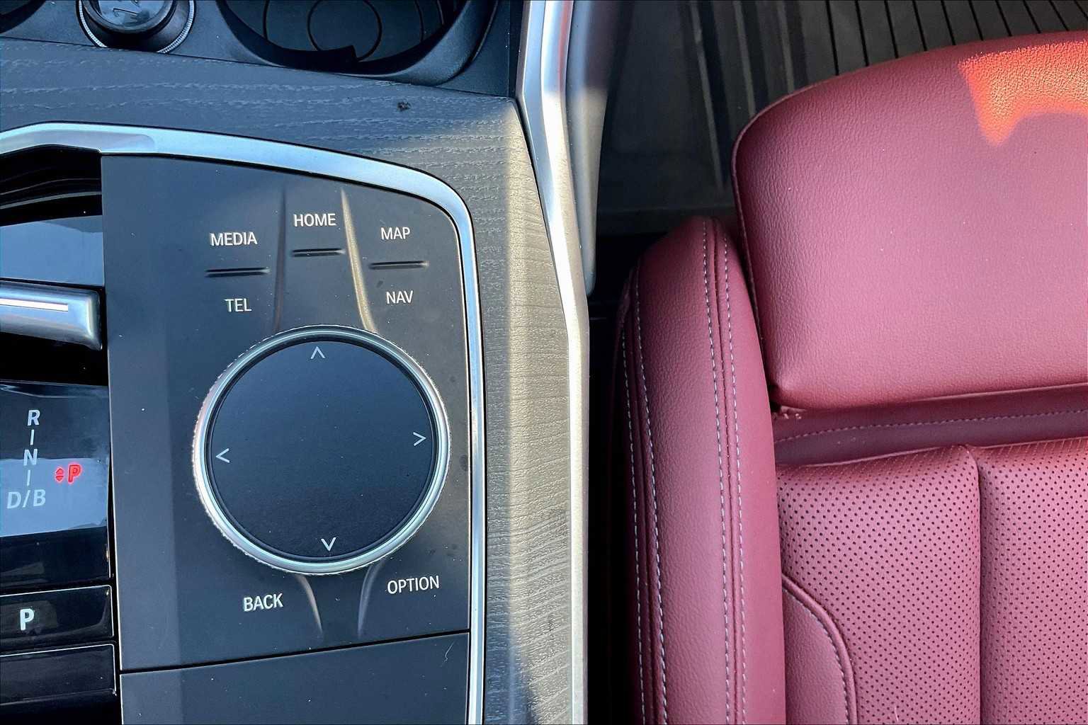 Used 2025 BMW i4 eDrive40 w/ Parking Assistance Package image 36