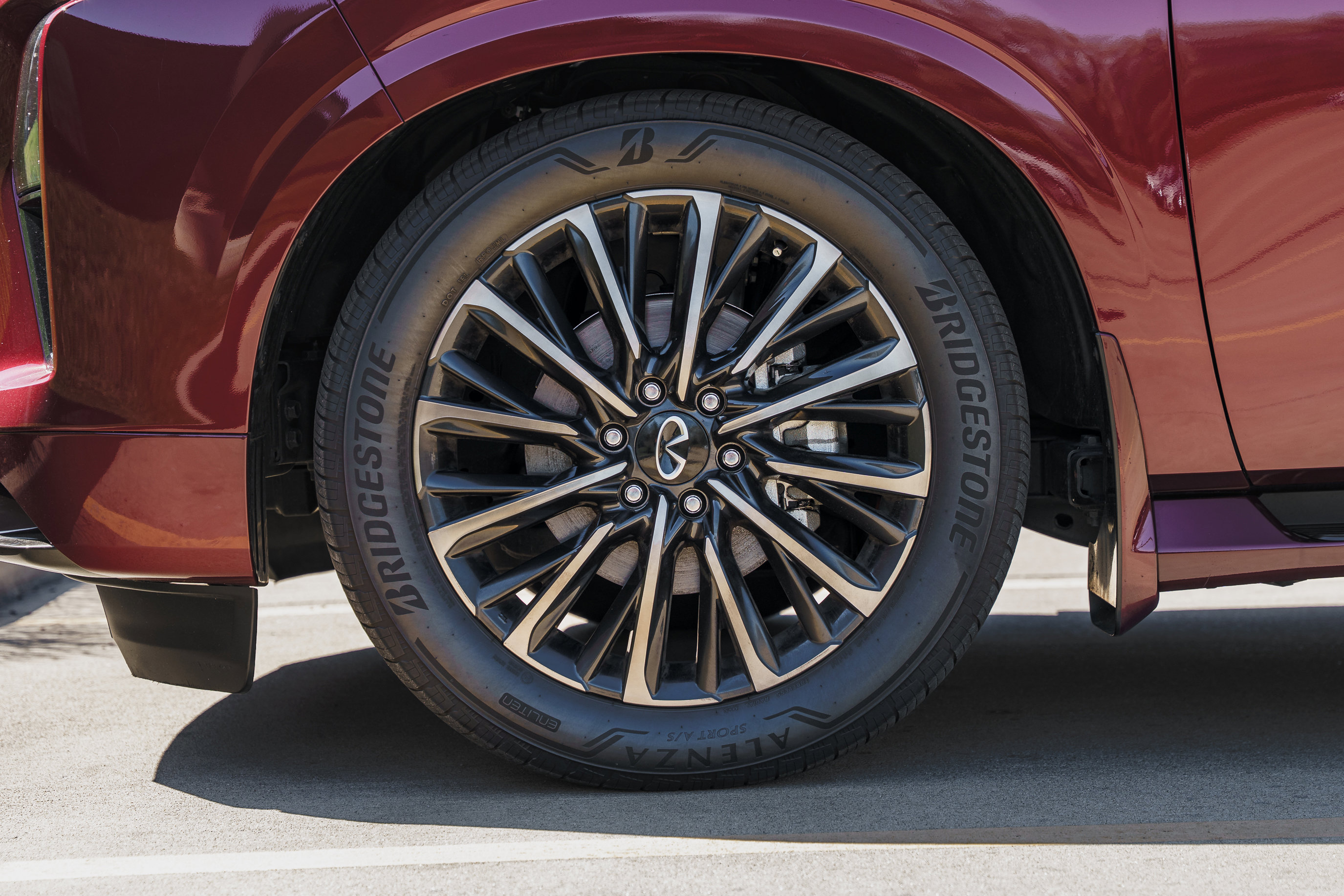 Used 2025 INFINITI QX80 Autograph w/ Autograph Exterior Package image 30