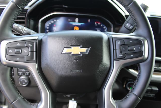 Used 2024 Chevrolet Silverado 3500 LT image 25