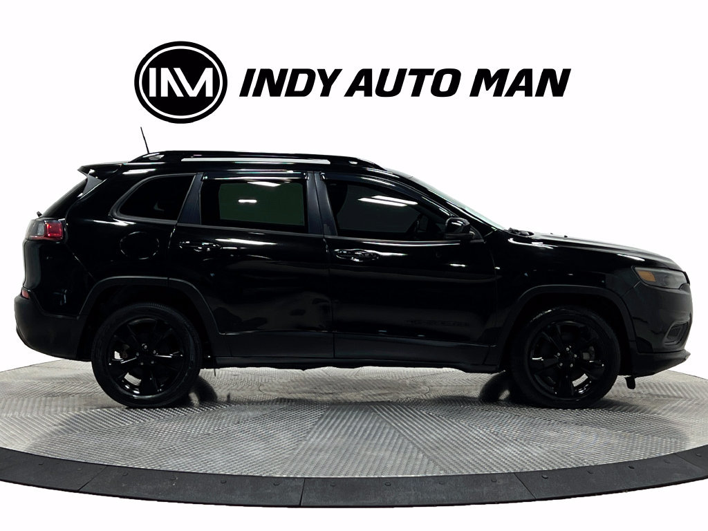 Used 2019 Jeep Cherokee Latitude Plus FWD image 3