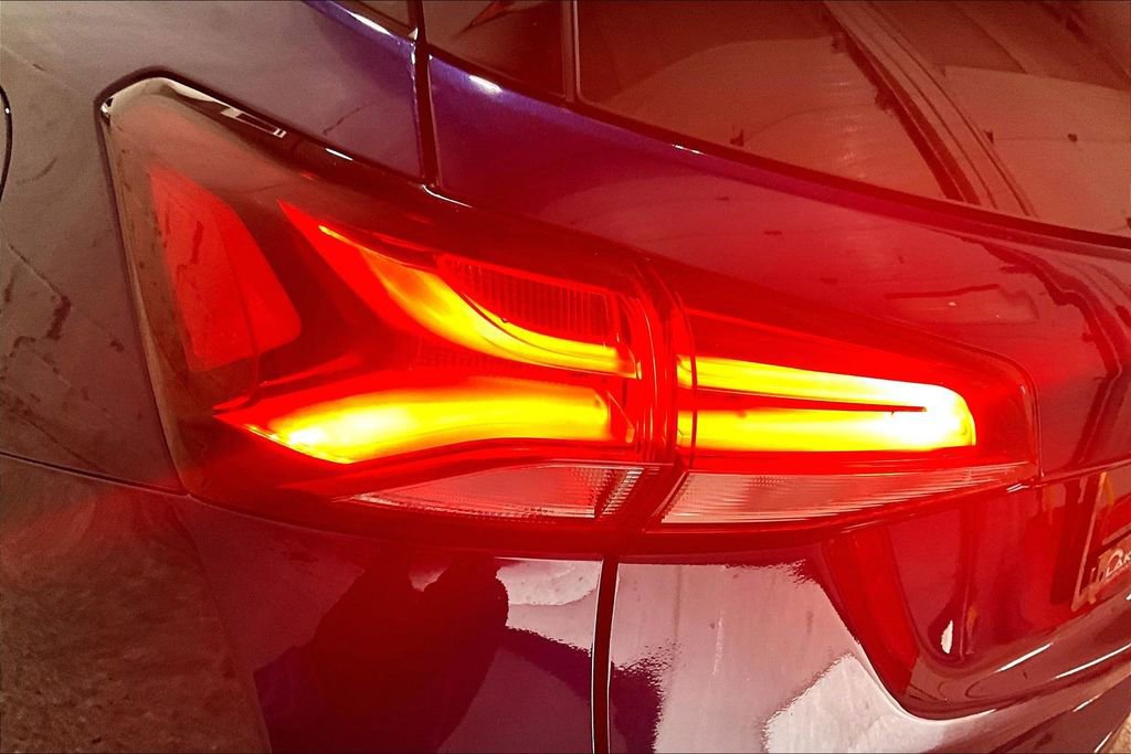 Used 2023 Chevrolet Equinox Premier image 23