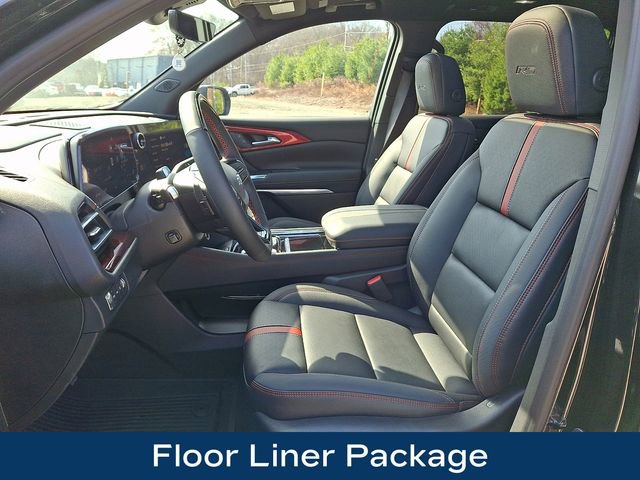 Used 2026 Chevrolet Traverse RS w/ LPO, Floor Liner Package AWD/4WD image 2
