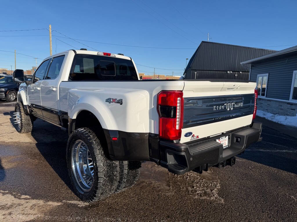 Used 2025 Ford F450 King Ranch AWD/4WD image 3