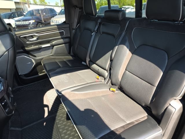 Used 2025 RAM 1500 Laramie w/ Advanced Safety Group II AWD/4WD image 31