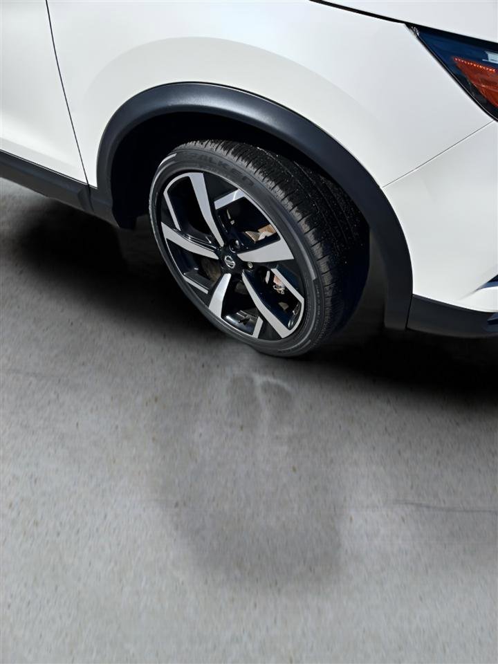 Used 2022 Nissan Rogue Sport SL w/ Premium Package image 9