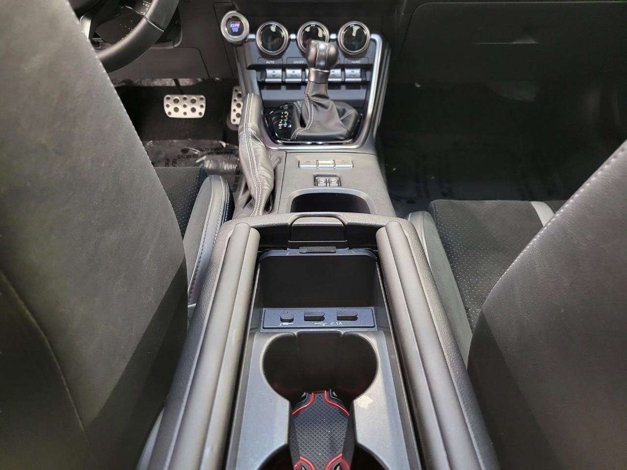 Used 2022 Toyota GR86 Premium w/ ALL Weather Mat Package (TMS) RWD image 17