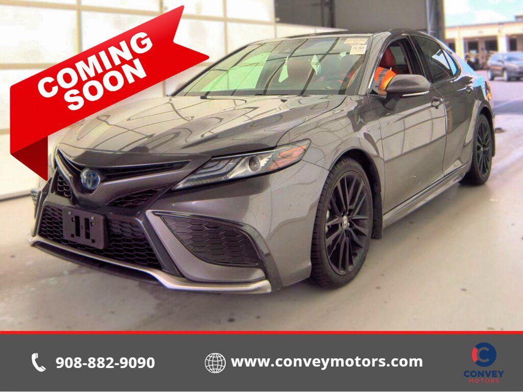 Used 2022 Toyota Camry XSE w/ Cold Weather Package FWD image 1