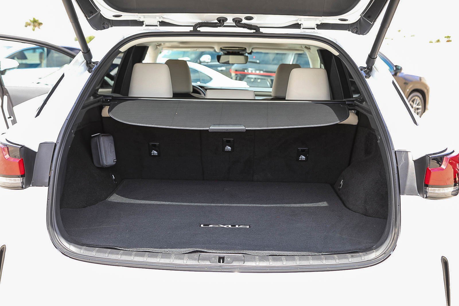 Used 2023 Lexus RX 350 FWD w/ Cold Area Package image 25