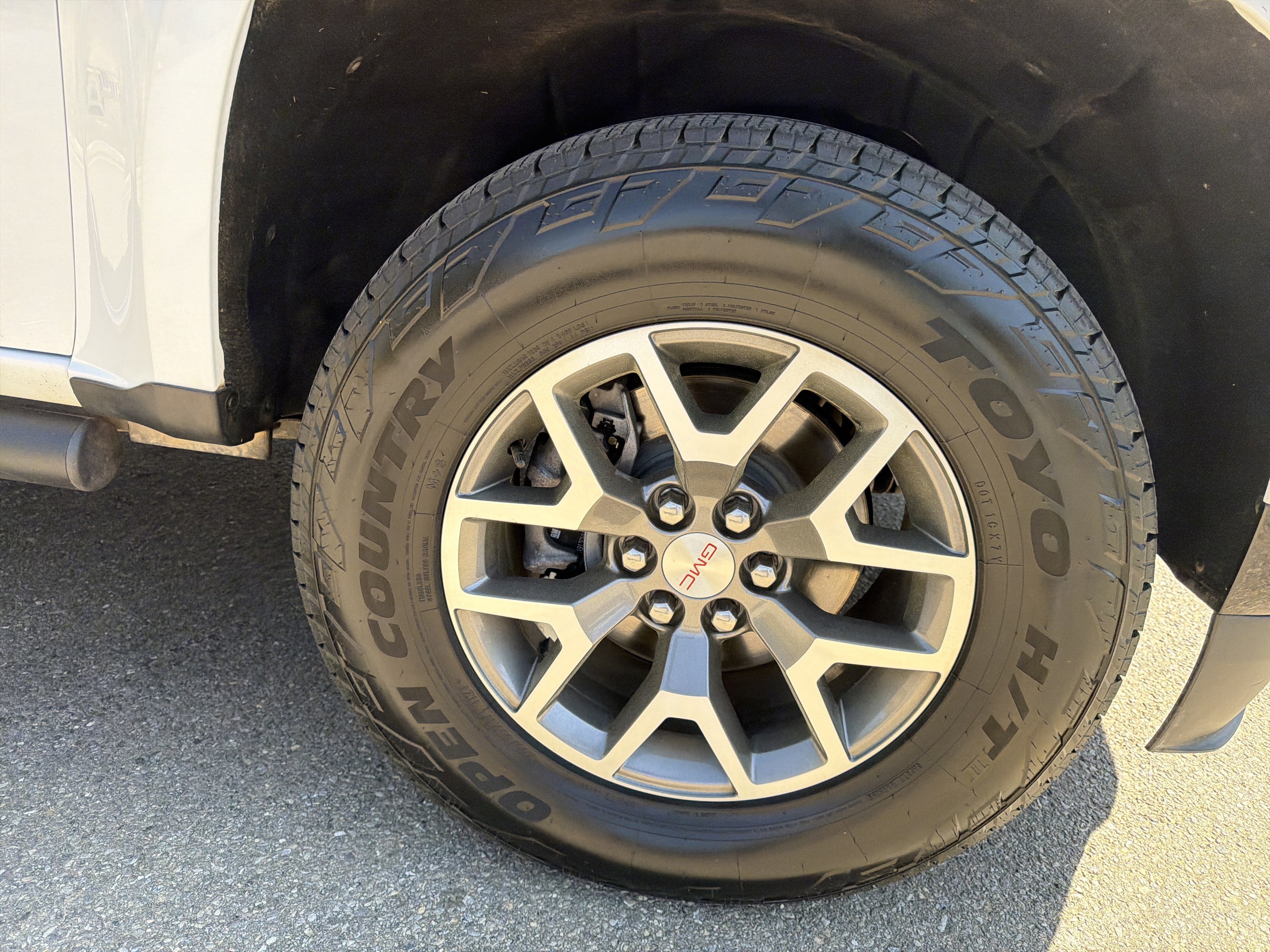 Used 2021 GMC Canyon AT4 w/ Driver Alert Package image 12