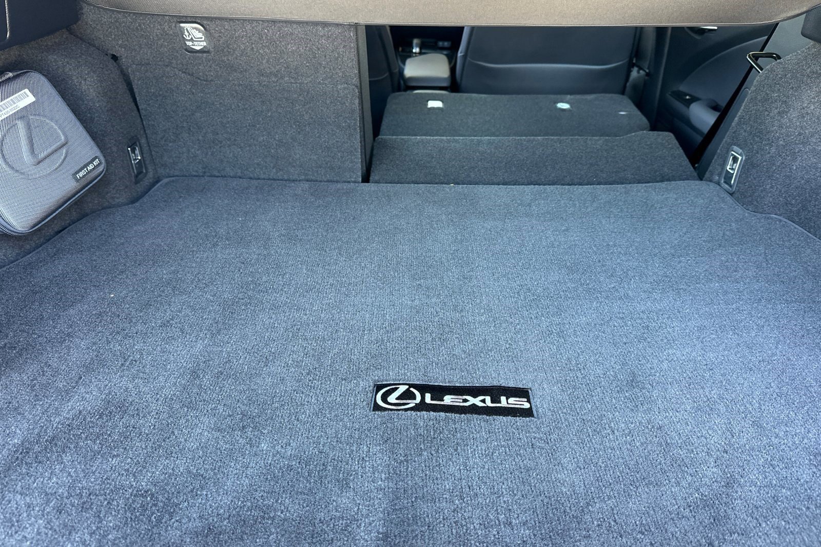 Certified 2025 Lexus UX 300h FWD w/ Accessory Package (Z2) image 33