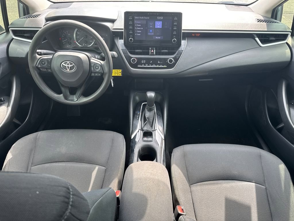 Used 2020 Toyota Corolla LE image 22