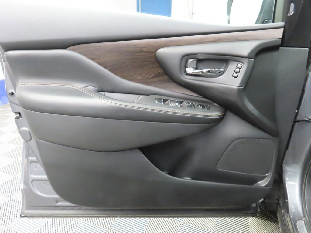 Used 2024 Nissan Murano Platinum AWD/4WD image 50