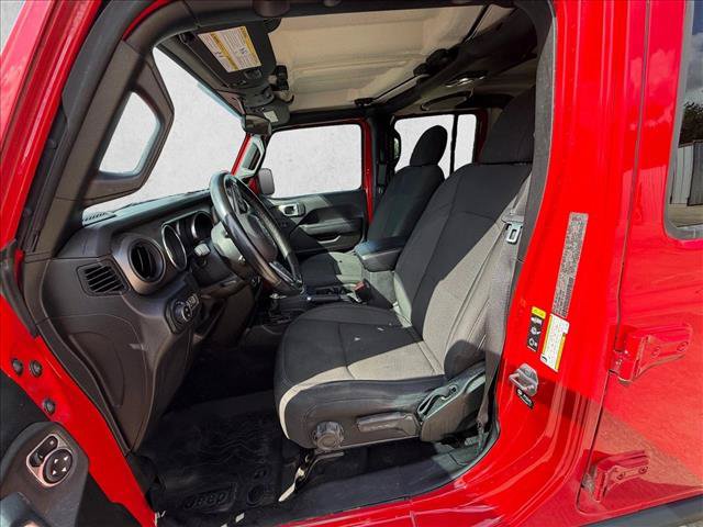 Used 2022 Jeep Gladiator Sport AWD/4WD image 13