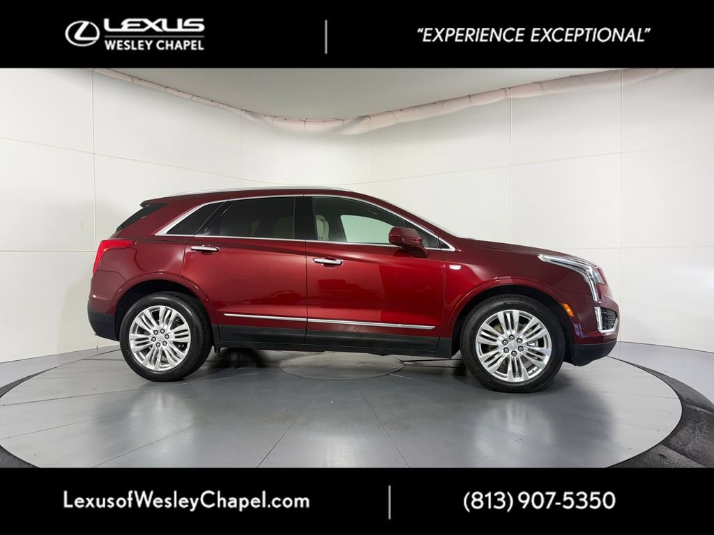 Used 2017 Cadillac XT5 Premium Luxury w/ Driver Assist Package FWD image 3