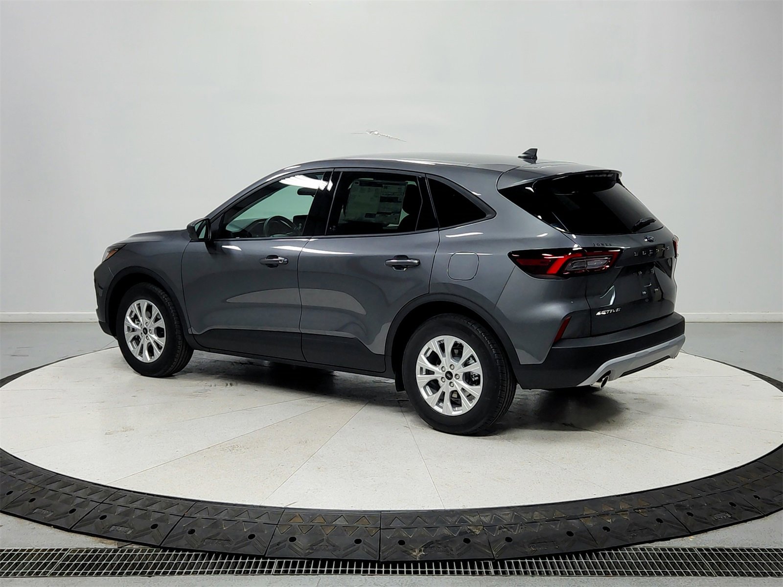 New 2026 Ford Escape Active image 5
