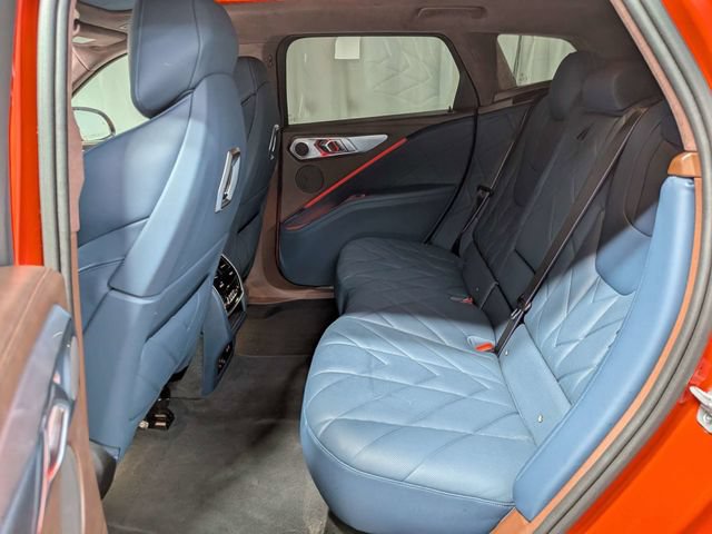 Used 2023 BMW XM AWD/4WD image 9