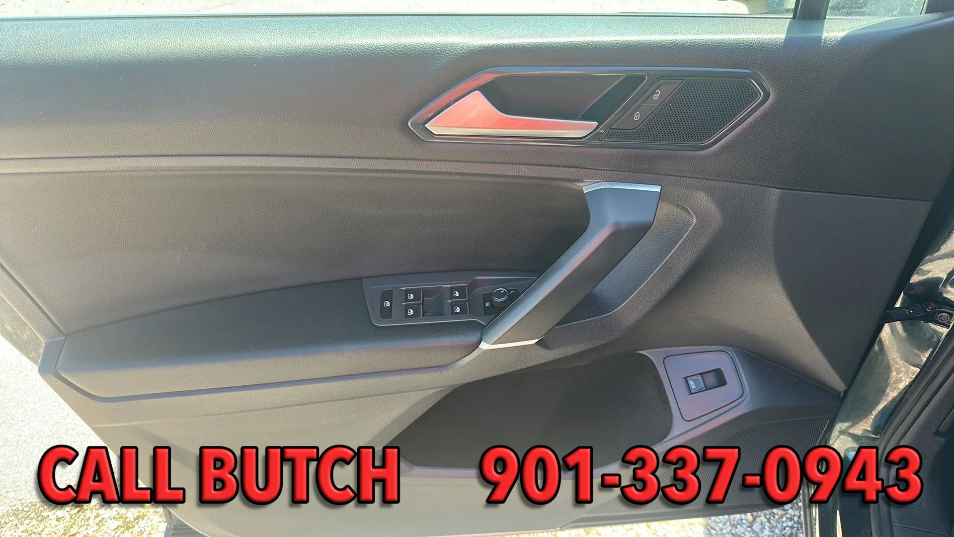 Used 2018 Volkswagen Tiguan SEL FWD image 9