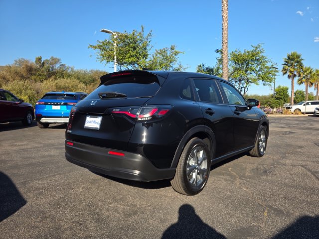 New 2027 Honda HR-V LX image 6