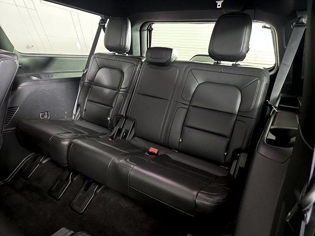 Certified 2021 Lincoln Navigator L Reserve AWD/4WD image 12