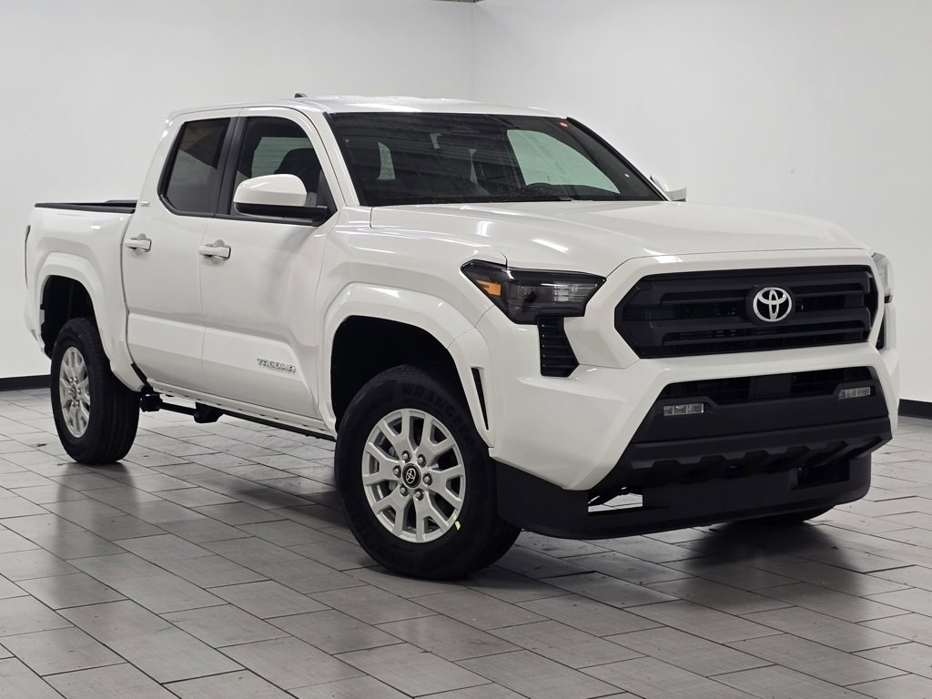 New 2026 Toyota Tacoma SR5 image 2