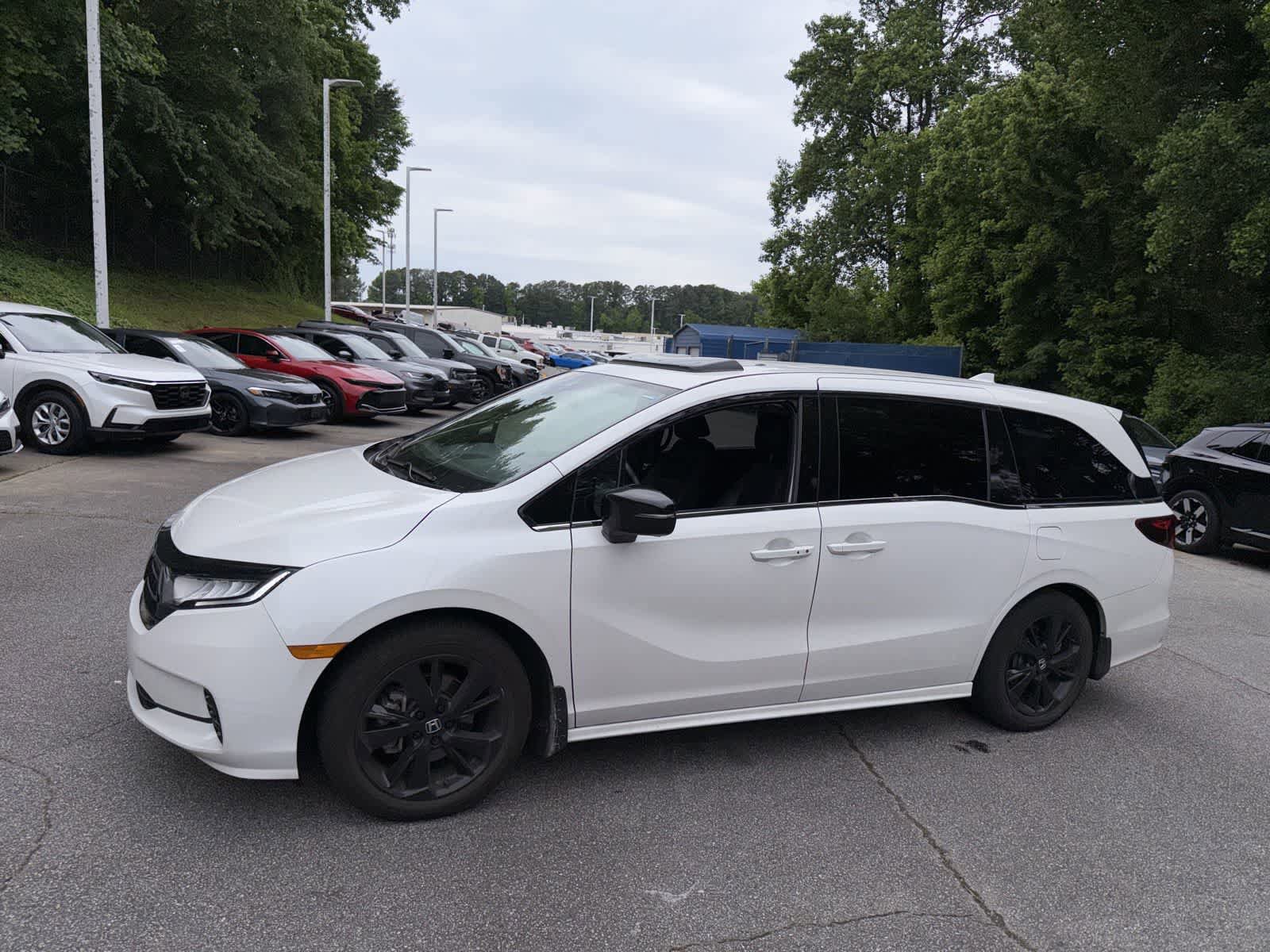 Used 2023 Honda Odyssey Sport image 5