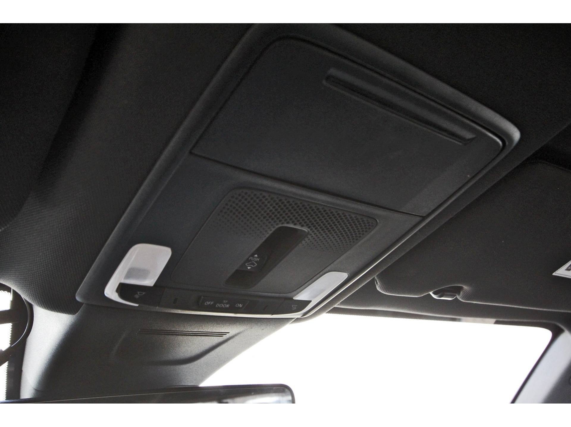 Used 2025 Honda CR-V Sport Touring image 23