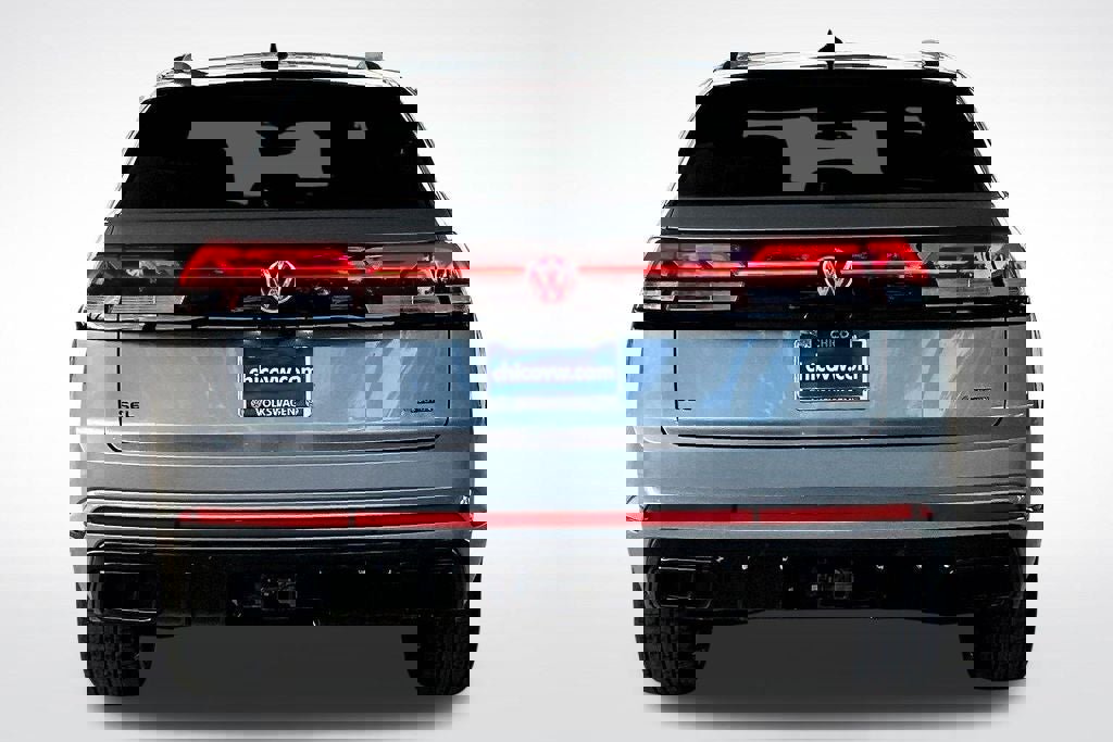 New 2026 Volkswagen Atlas Cross Sport SEL R-Line image 3