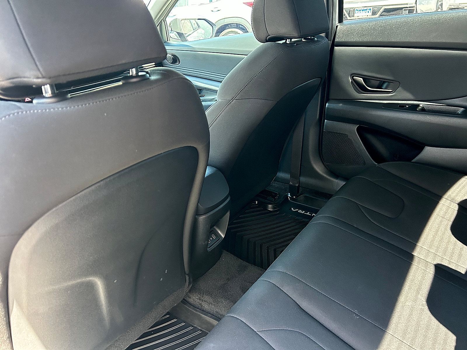 Used 2025 Hyundai Elantra Sport w/ Cargo Package FWD image 10