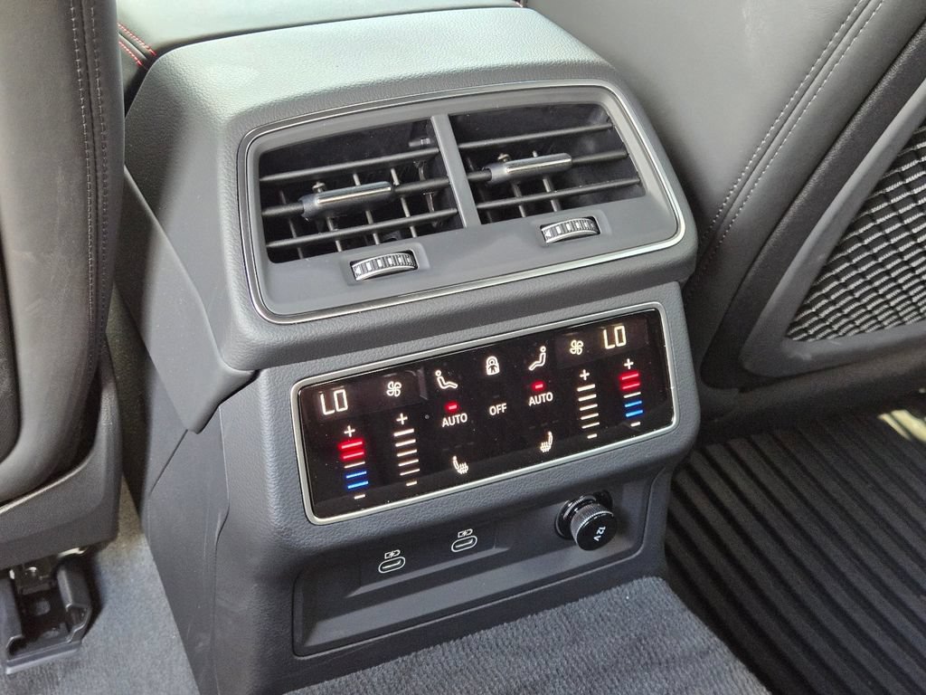 Used 2025 Audi S6 Premium Plus AWD/4WD image 14