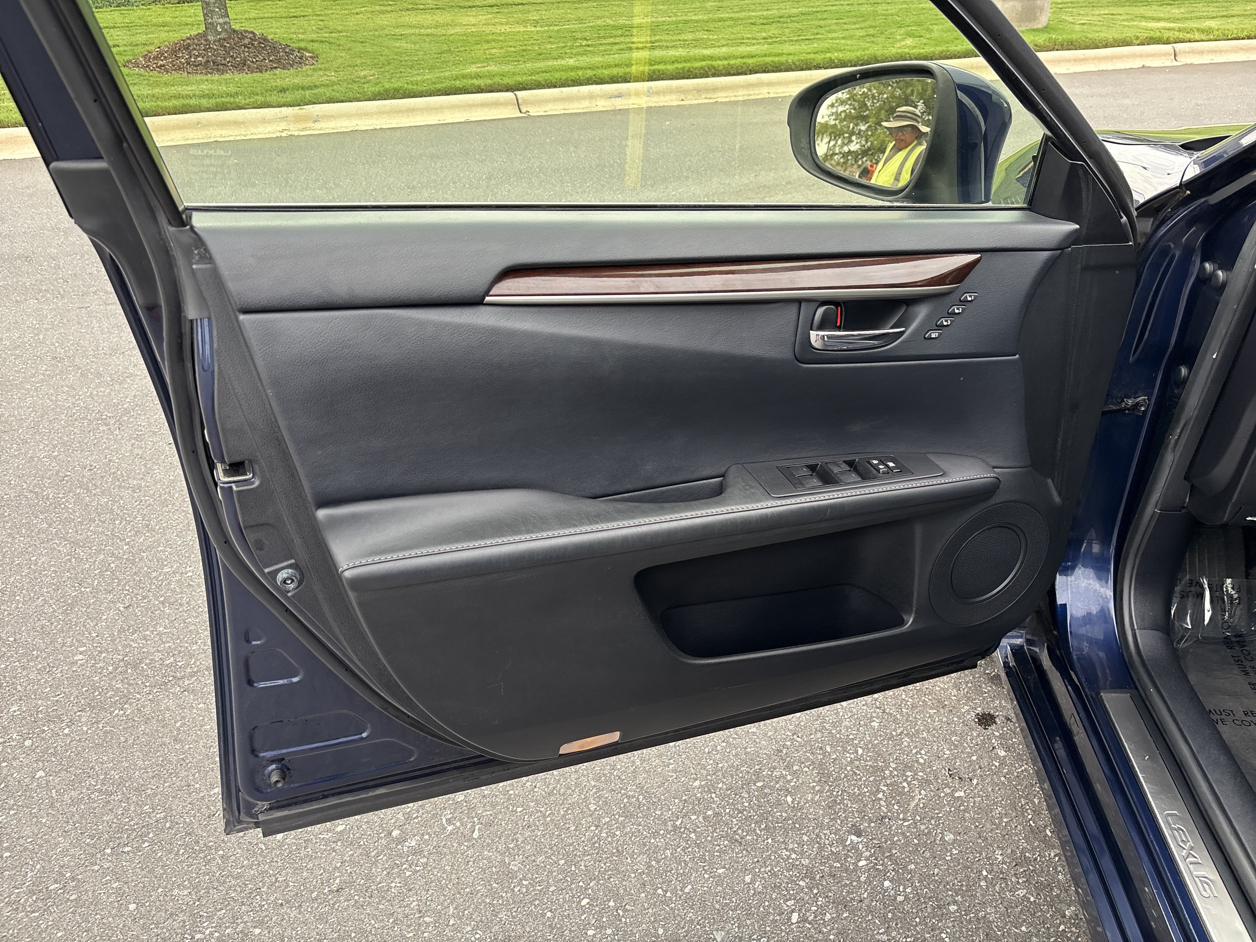 Used 2015 Lexus ES 350 w/ Premium Package FWD image 15