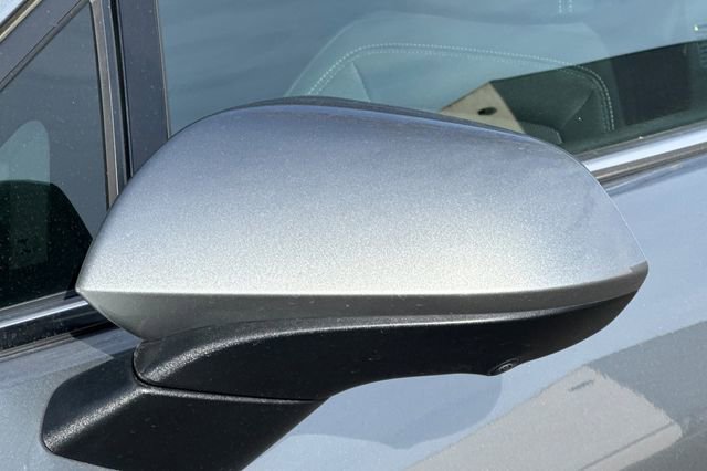 Certified 2024 Chevrolet Equinox EV LT image 49