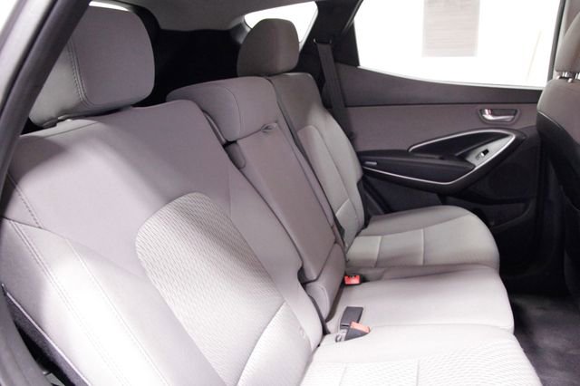 Used 2018 Hyundai Santa Fe Sport image 16
