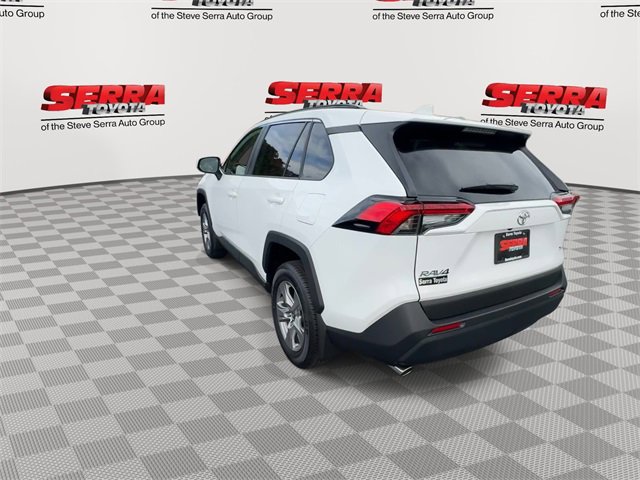 Used 2025 Toyota RAV4 XLE w/ Convenience Package image 7