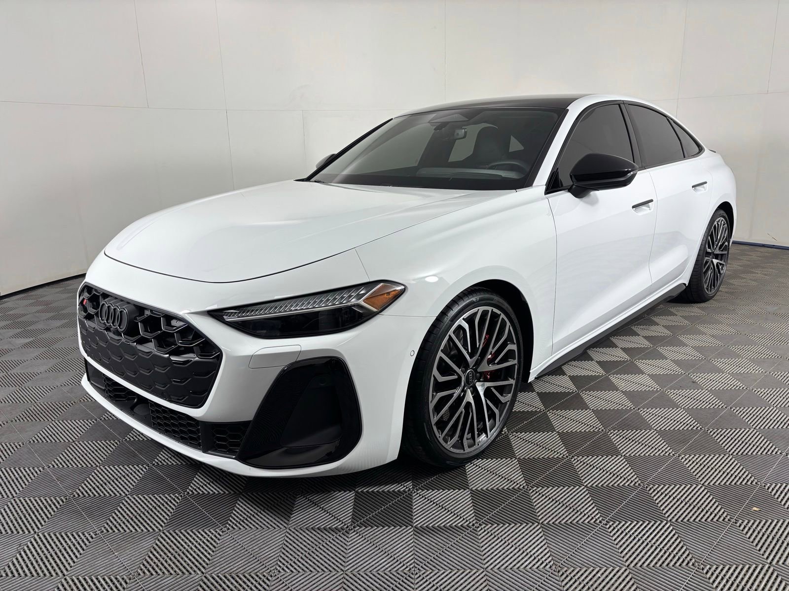Certified 2025 Audi S5 Prestige w/ Prestige Package AWD/4WD image 4