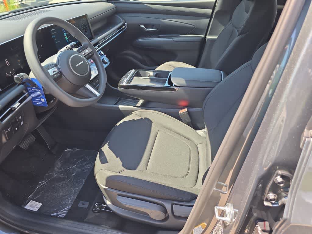 New 2026 Hyundai Tucson Blue SE FWD image 16