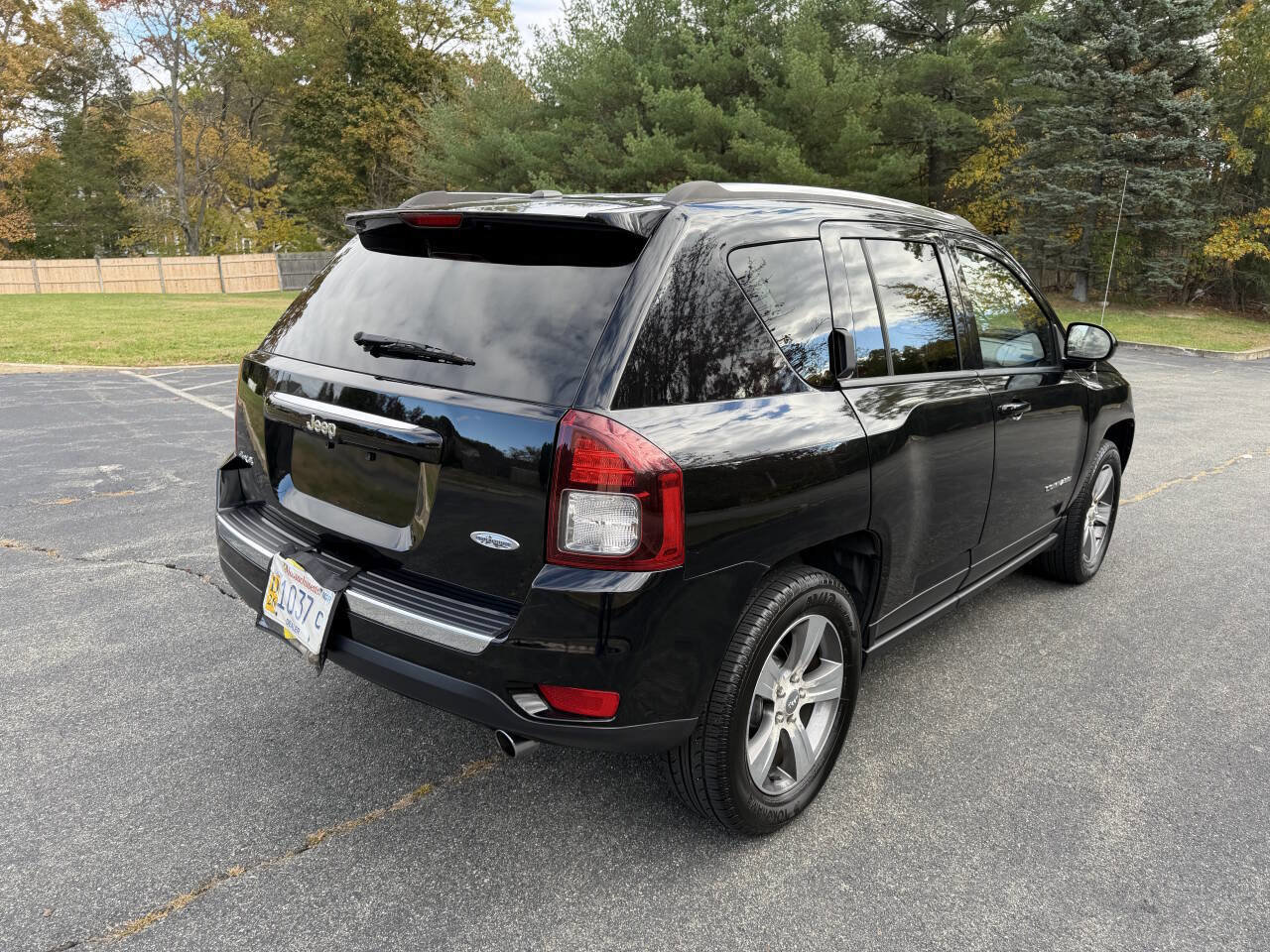 Used 2017 Jeep Compass High Altitude image 10
