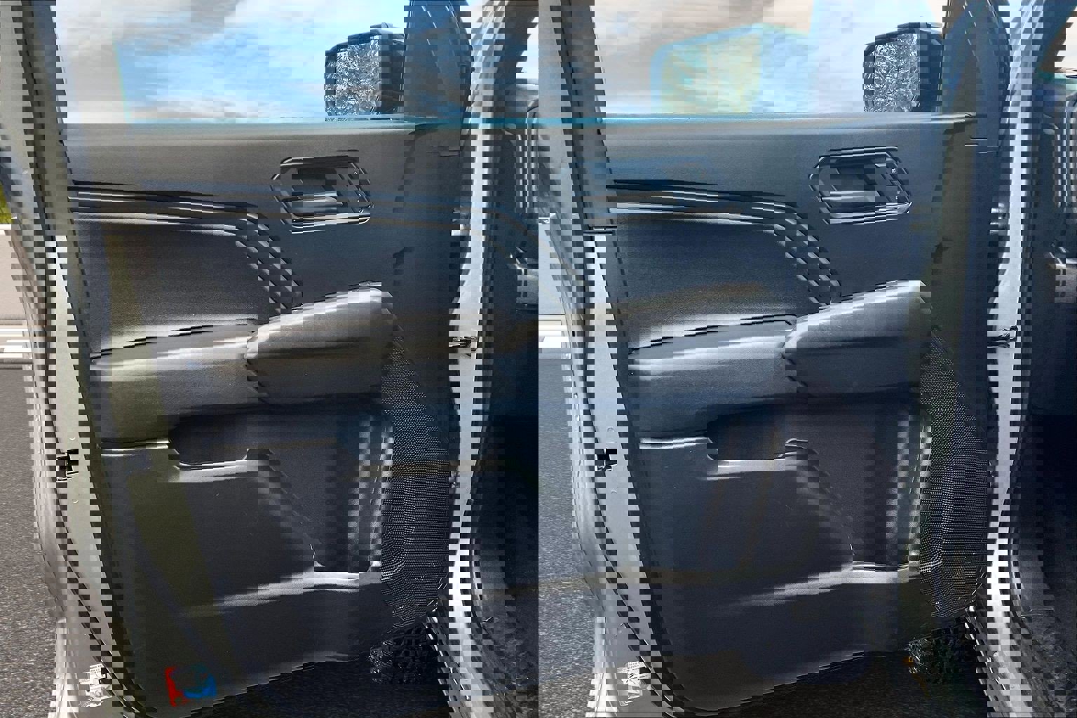 Used 2024 Chevrolet Colorado Trail Boss w/ Safety Package image 13